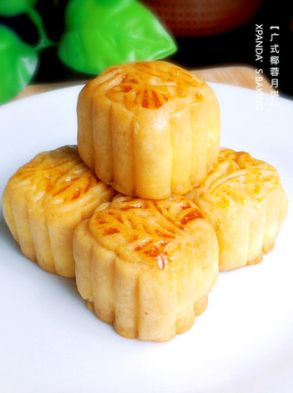 Cantonese Creamy Coconut Mooncake recipe