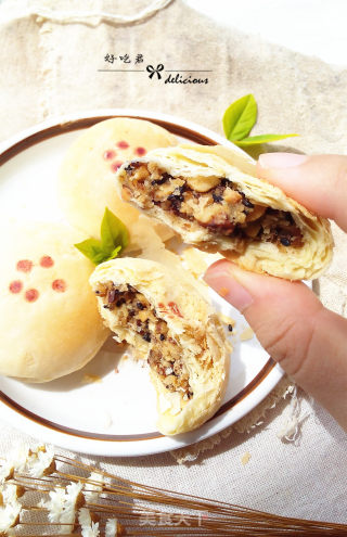 #四session Baking Contest and It's Love to Eat Festival#salt and Pepper Soviet Mooncakes recipe