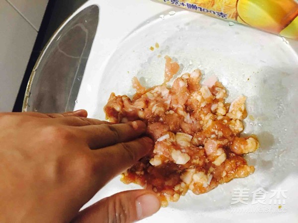 Leek, Pork, Shrimp and Egg Buns and Asparagus Pork and Shrimp Buns recipe
