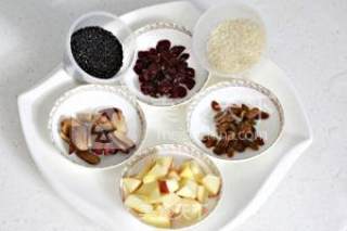 Sweet Black Rice and Red Date Rice: The Health Care of "black Pearl" recipe