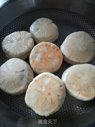 Creamy Pan-fried Buns recipe