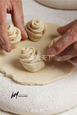 Rose Decoration Bread recipe