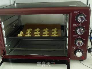 Black Sesame Cookies---crispy and Delicious Afternoon Tea recipe