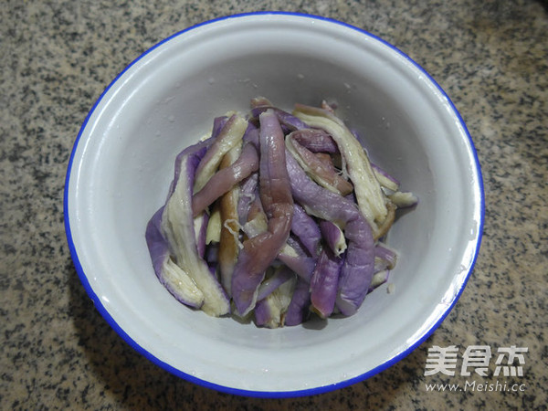 Lamb Tail Bamboo Shoots Mixed with Eggplant recipe