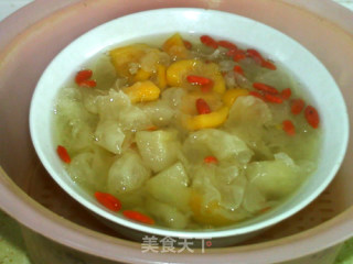 [sichuan] Loquat, Sydney, White Fungus Soup recipe