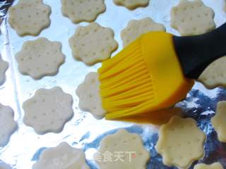 Super Simple, Super Low Calorie-teething Mini Biscuits recipe