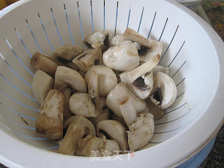 Assorted Seafood Stewed Mushrooms recipe