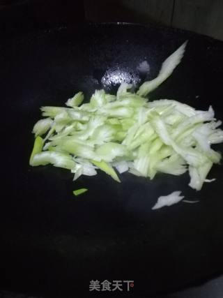 Fried Celery with Yuba recipe