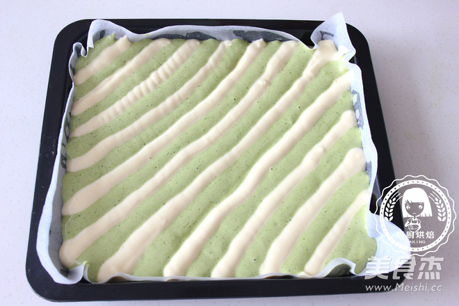 Two-color Cake Roll recipe