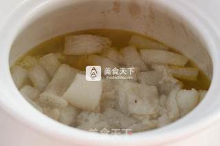 Bamboo Fungus Chicken Soup-nourishing and Health Soup in Winter recipe