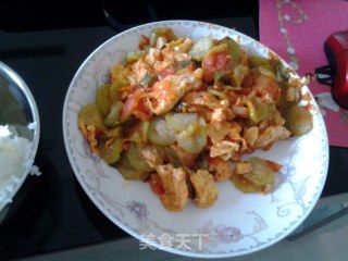 Scrambled Eggs with Loofah recipe