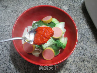 Greasy Pork Pork Sausage and Green Vegetable Belt Noodles recipe