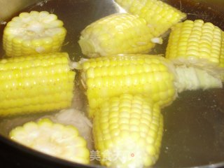 Colorful Corn Pork Ribs Soup recipe