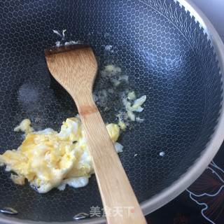Scrambled Eggs with Chives and Fungus recipe