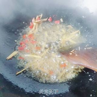 Stir-fried Beef with Spring Buckwheat recipe