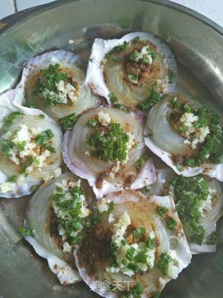 Steamed Scallops with Garlic Vermicelli recipe