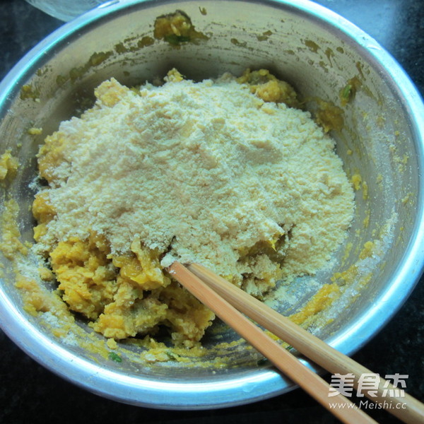 Bean Paste Mooncake recipe