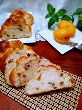 Yogurt Raisin Braid Bread recipe