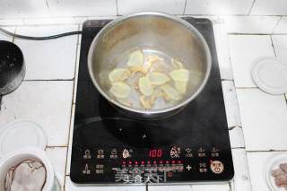 "sea Coconut Double Apricot Chuan Fritilla Soup" recipe