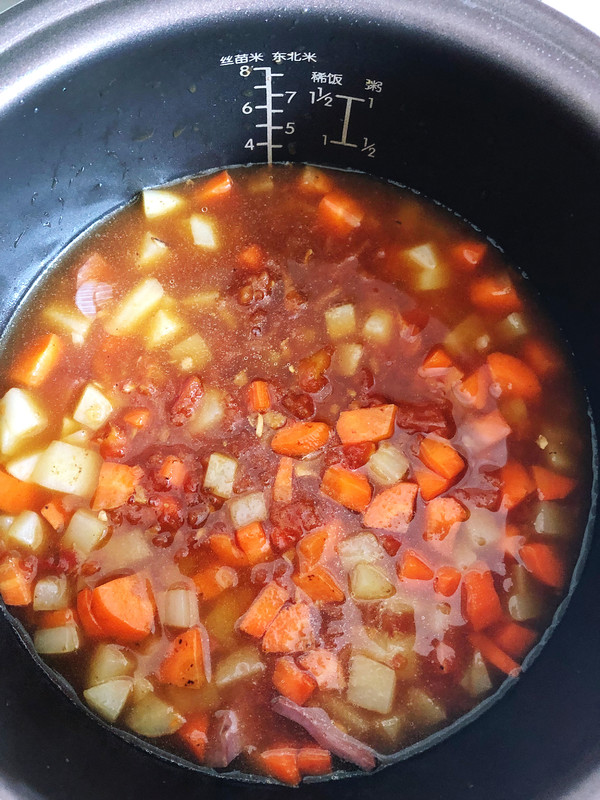 Stewed Rice with Tomato Sauce and Potato Sausage recipe