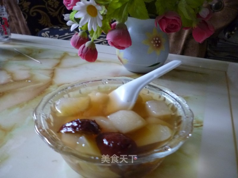 Snow Lotus Honey Pear and Red Date Soup