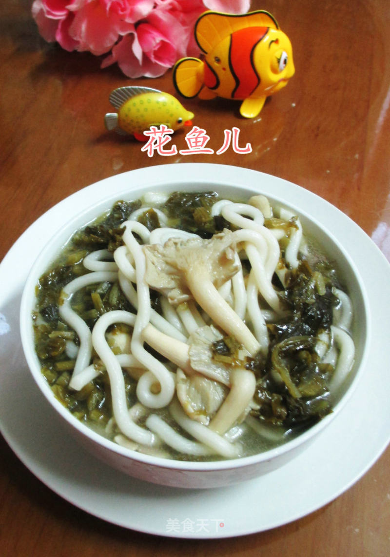 Saujin Mushroom and Pickled Vegetables Boiled Udon Noodles recipe