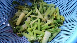 Roasted Pork and Stir-fried Celery recipe