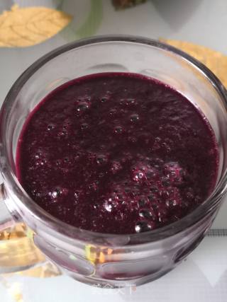 Mulberry Blueberry Honey Pear Drink recipe