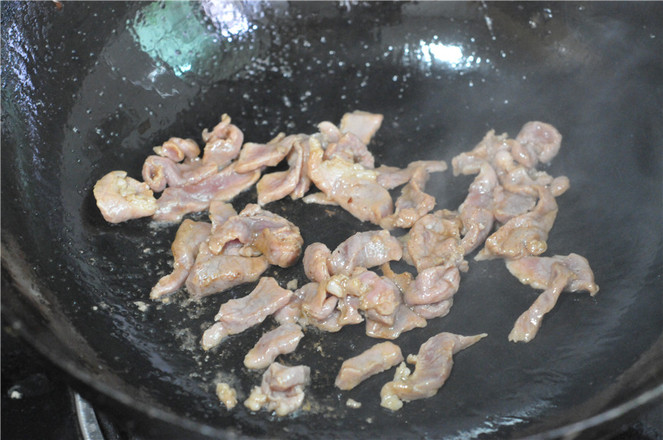 Fried Pork with Peanut Sprouts recipe