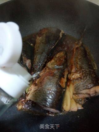 Braised Cabbage with Herring recipe