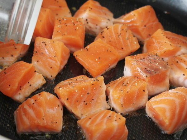 Baked Salmon with Salted Egg Yolk recipe