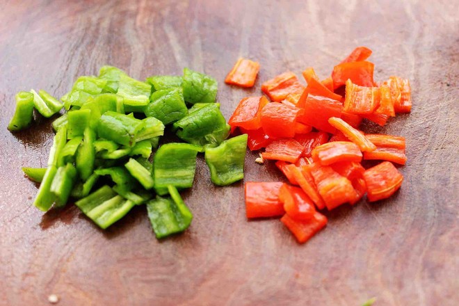 Stir-fried Diced Pork with Eggplant and Double Pepper recipe