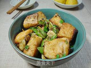 Serving with Wine and Rice are Two Good Choices ------- [fried Glutinous Rice Cake] recipe