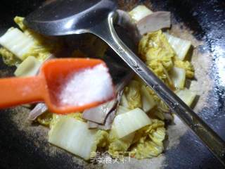 Stir-fried Baby Dishes with Curry Pork Tongue recipe