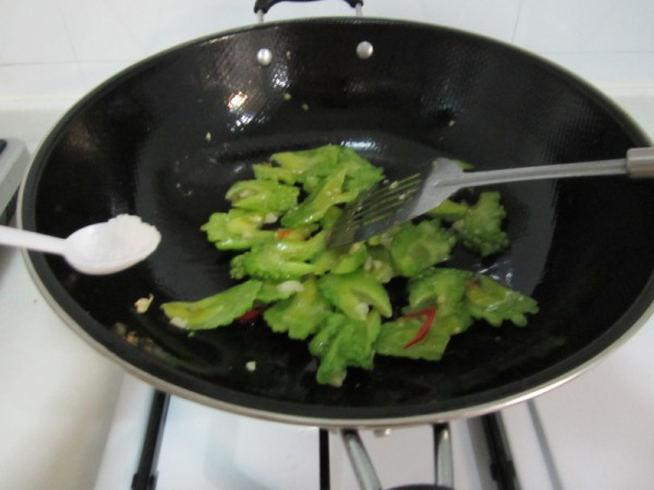 Stir-fried Pork with Bitter Gourd recipe