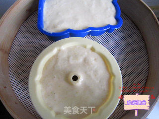 Steaming Cakes-happy Holidays Everyone recipe