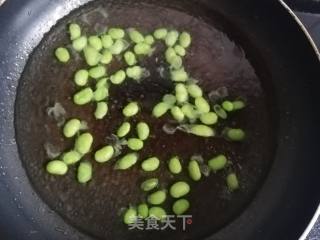 Rice Noodles with Scallions and Chives recipe