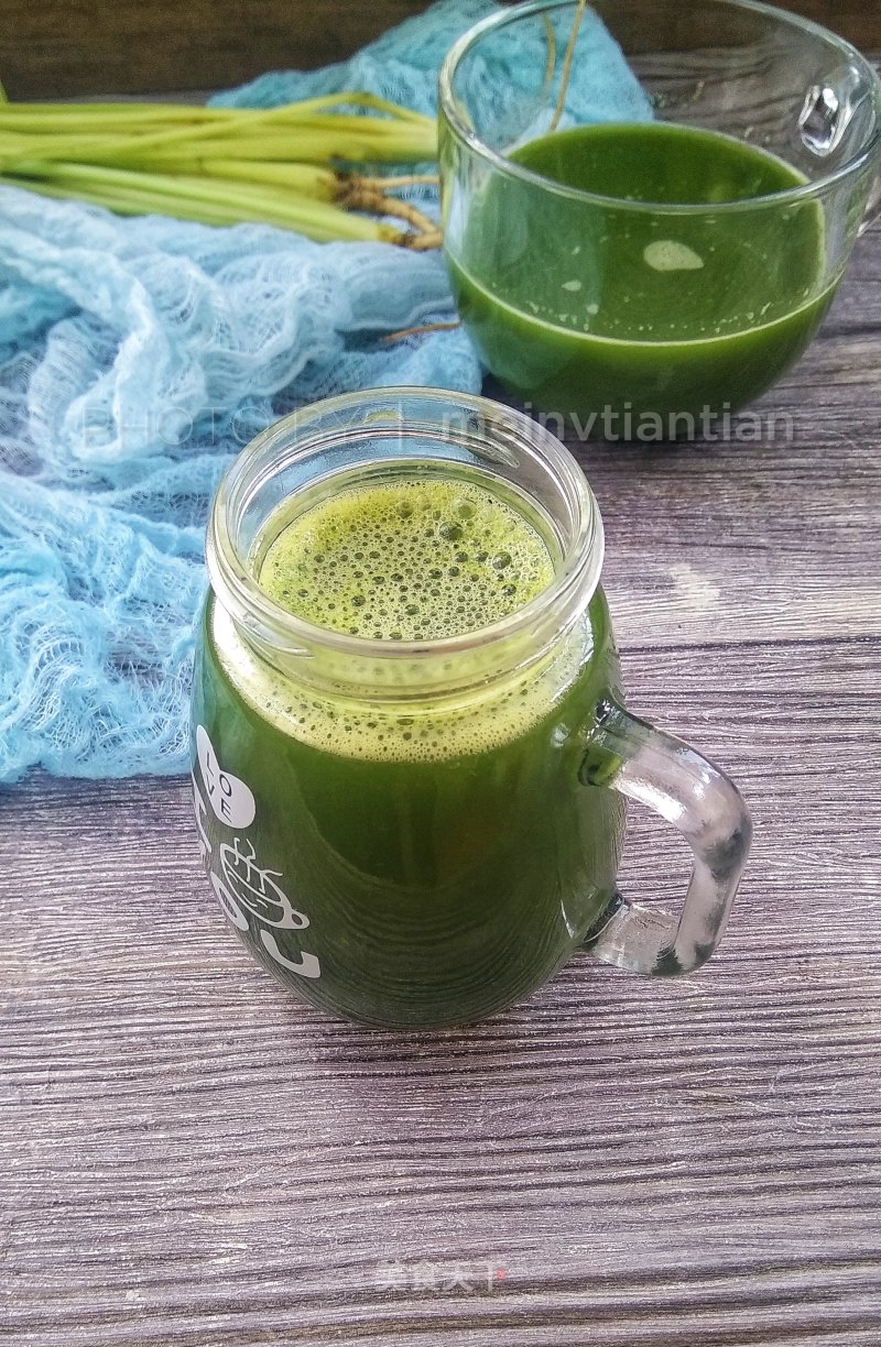 Parsley Apple Juice recipe