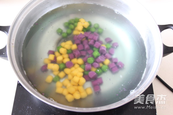 Colorful Vegetable Taro Balls recipe