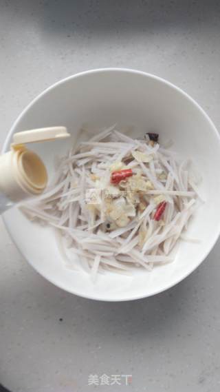 Soup with Lotus Root Silk recipe