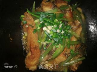 Stir-fried Fish with Celery recipe