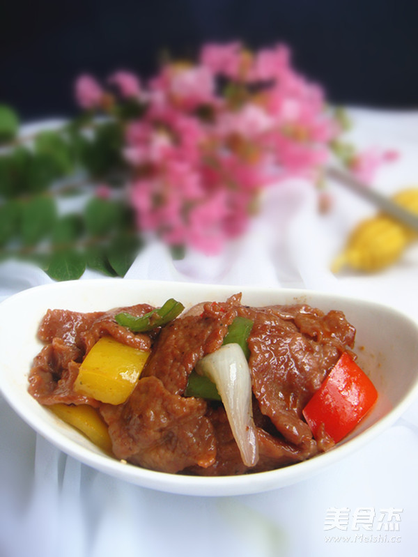 Beef Slices with Pepper and Onion recipe