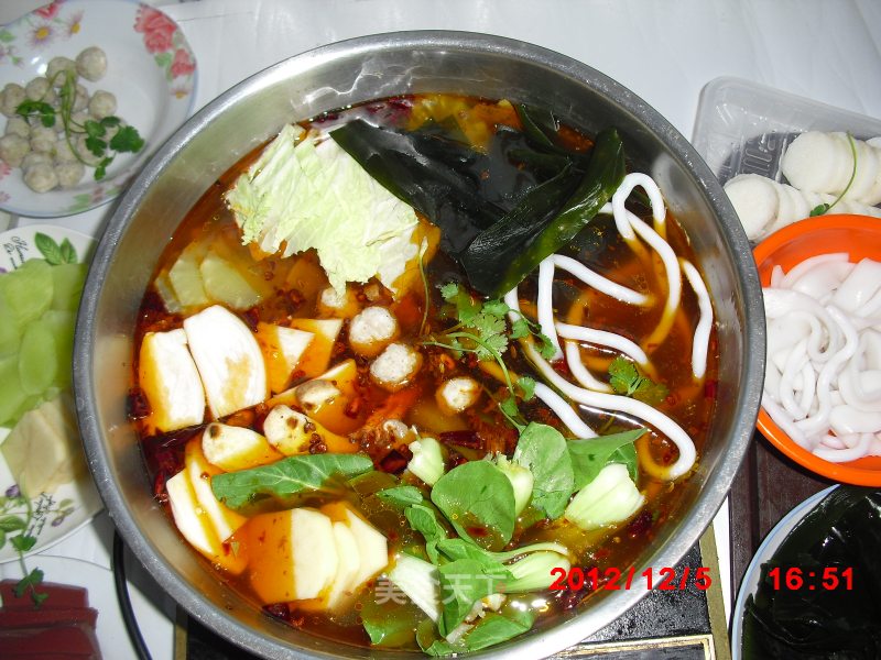Spicy Hot Pot with Fish Bone Soup recipe