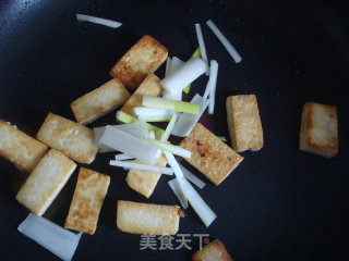 Stir-fried Tofu with Greens recipe