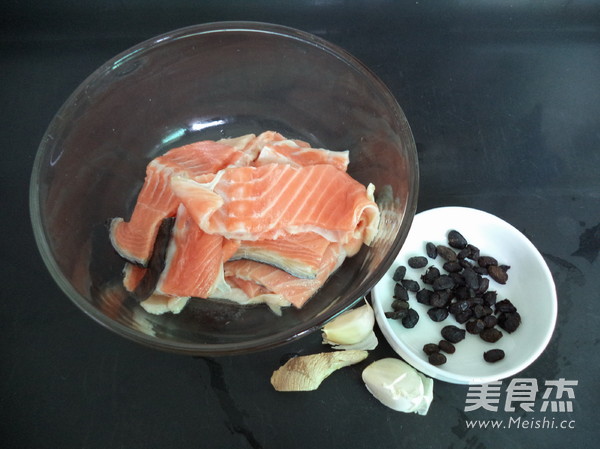 Fried and Baked Salmon Bone recipe