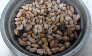 Peanuts Mixed with Carrot Fungus recipe