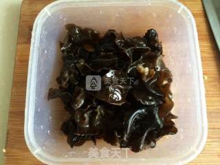 Scrambled Eggs with Onion and Fungus recipe