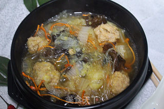 Cordyceps, Cabbage, Fungus, Meatballs, Vermicelli Soup recipe