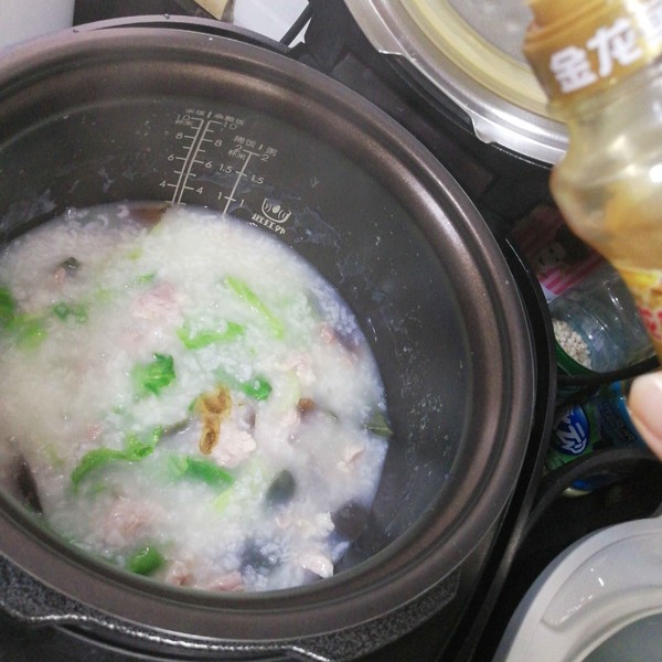 Congee with Preserved Egg and Lean Meat recipe