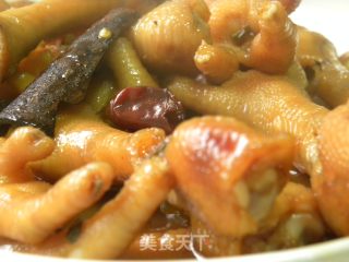 Spiced Chicken Feet recipe